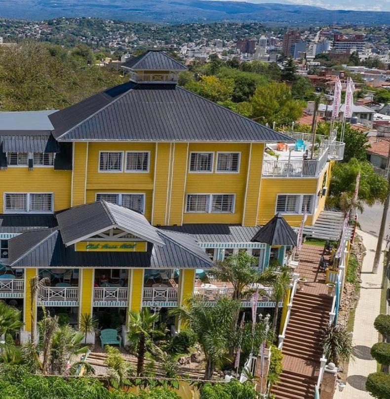 Hotel Club House ヴィラ・カルロス・パス エクステリア 写真